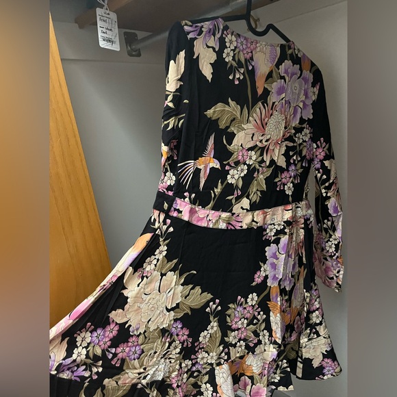 Spell and the Gypsy Blue skies short wrap dress - Picture 4 of 11